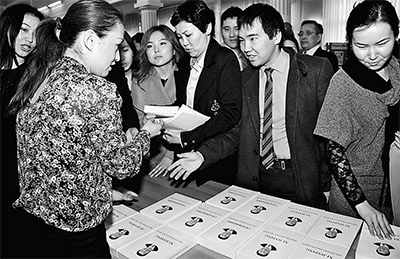 《習(xí)近平談治國理政》是如何走向世界的？